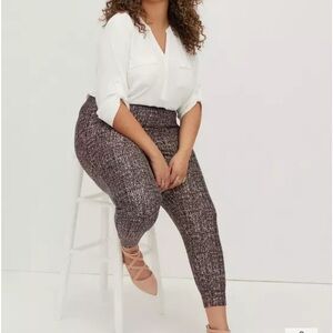 Relaxed Fit Jogger Lightweight Ponte Mid-Rise Pant size 3 lightly used